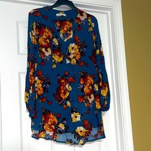 Beautiful Wanderlux top M